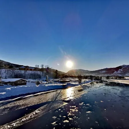 Brekkoya Surnadal