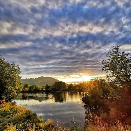 Brekkøya * Surnadal